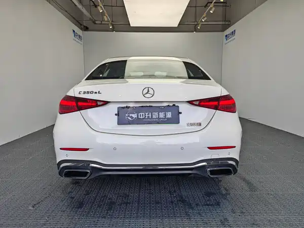 Mercedes-Benz C-Class PHEV 2024, фото 5