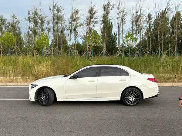 Mercedes-Benz C-Class 2023, фото 22