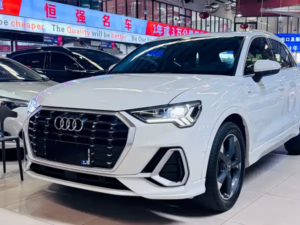 Audi Q3 2022, фото 8