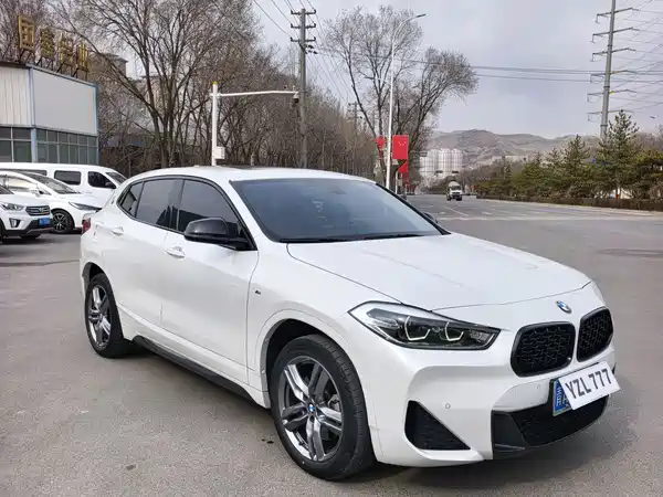 BMW X2 2023, фото 3
