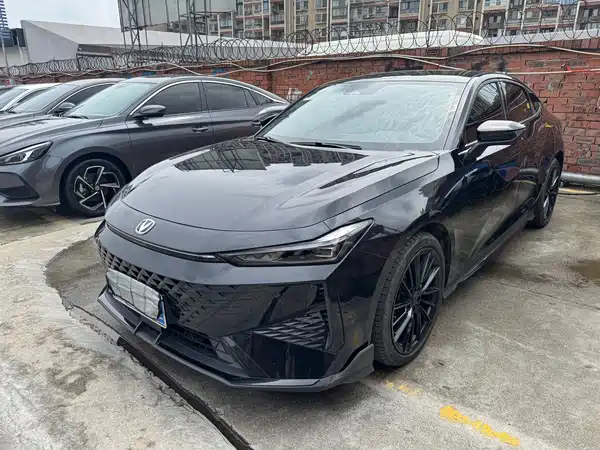Changan UNI-V 2024