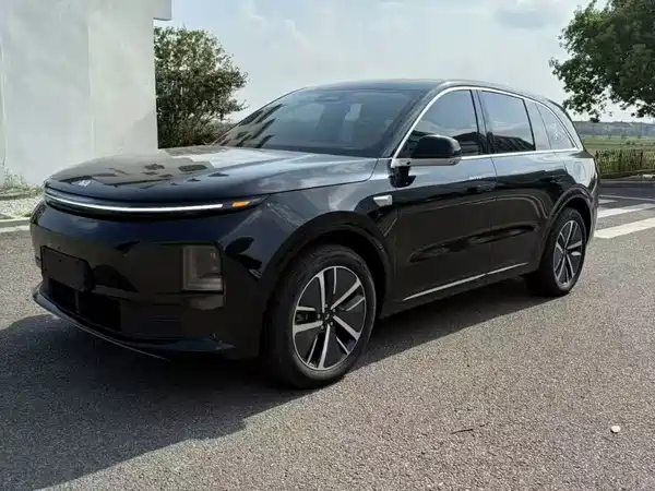 Li Auto L6 2024