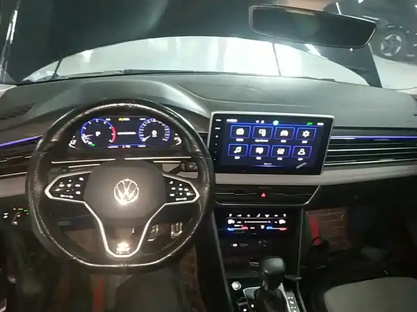 Volkswagen Tiguan L 2023, фото 4