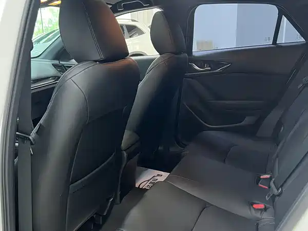 Mazda CX-4 2021, фото 7