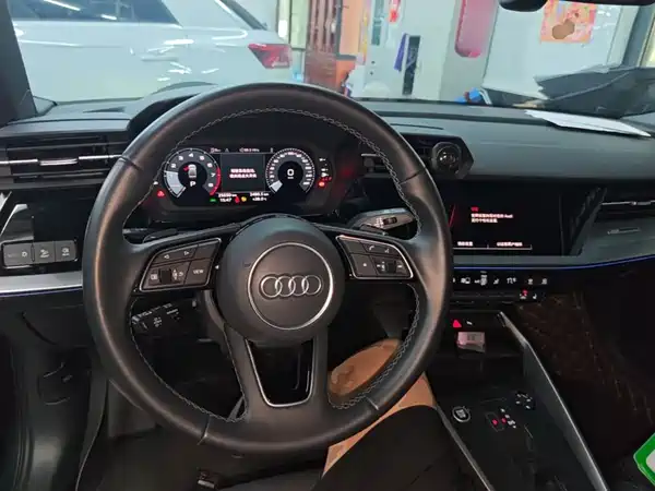 Audi A3 2024, фото 9