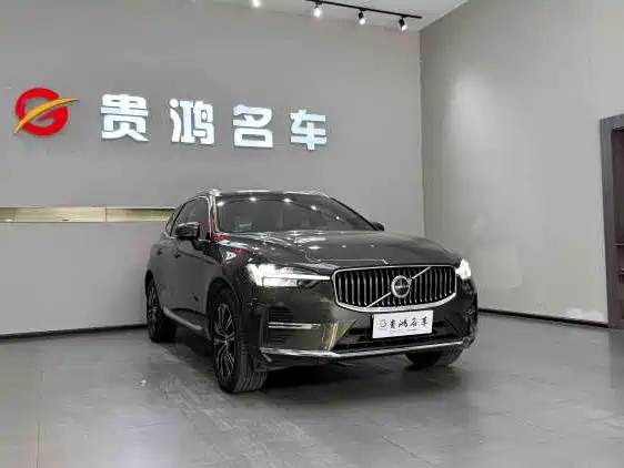 Volvo XC60 2022, фото 2