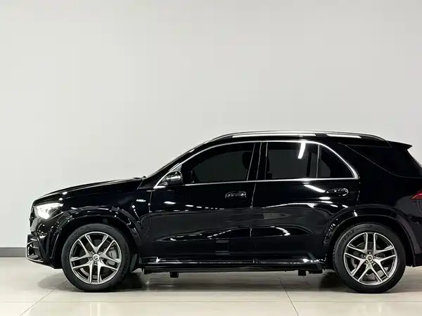 Mercedes-Benz GLE AMG 2023, фото 3