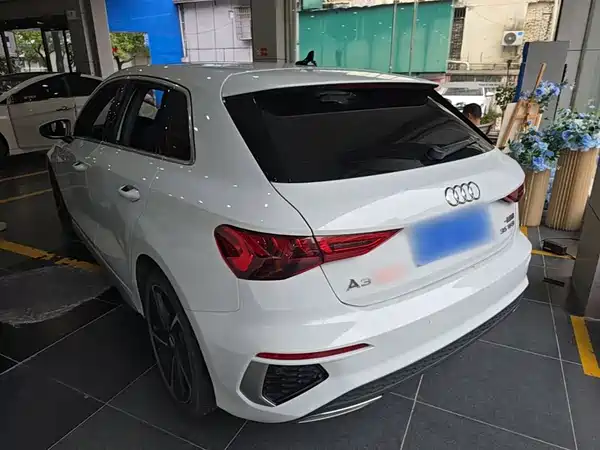 Audi A3 2021, фото 4