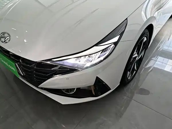 Hyundai Elantra 2022, фото 23