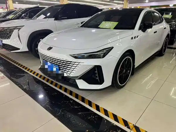 Changan UNI-V 2022
