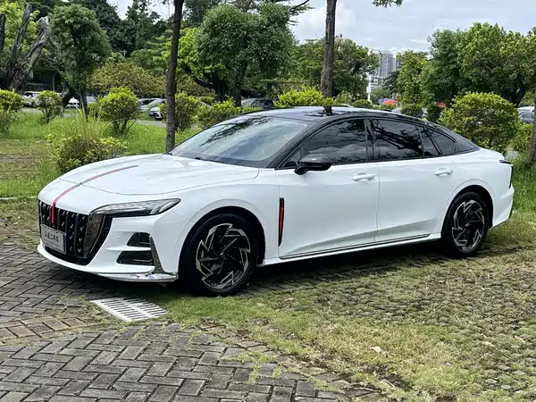 Hongqi H6 2023