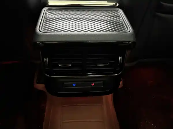 Land Rover Range Rover Evoque 2023, фото 19