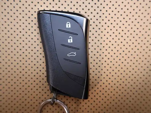 Lexus ES 2025, фото 25