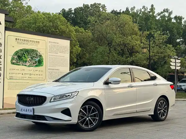 Geely Emgrand GT 2021