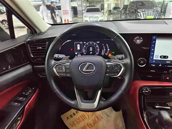 Lexus NX 2022, фото 7