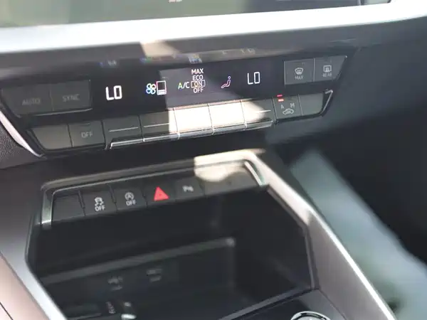 Audi A3 2022, фото 15