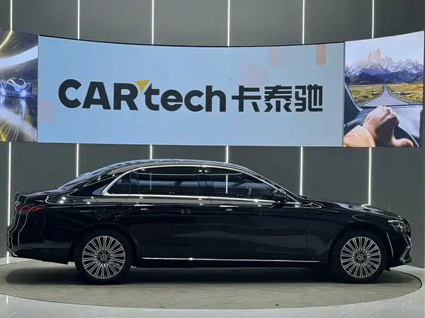 Mercedes-Benz E-Class 2022, фото 20