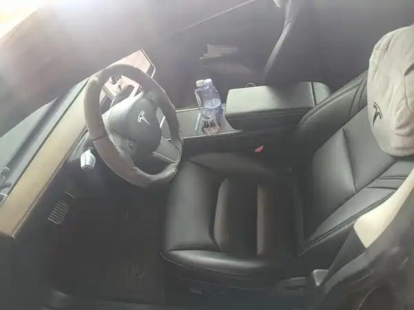 Tesla Model 3 2022, фото 11
