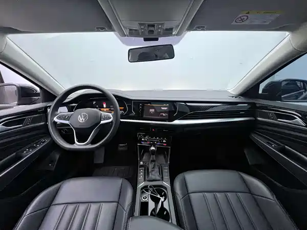 Volkswagen Passat 2023, фото 22
