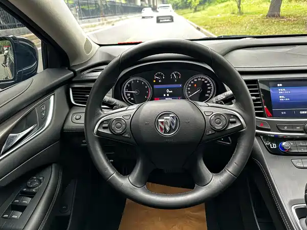 Buick LaCrosse 2022, фото 13