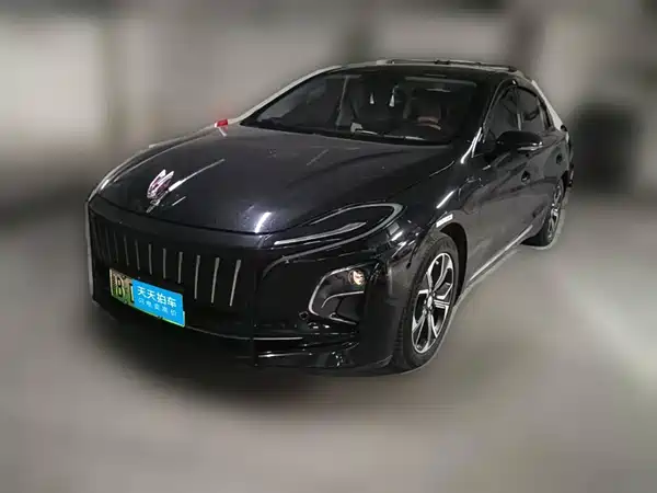 Hongqi E-QM5 2023