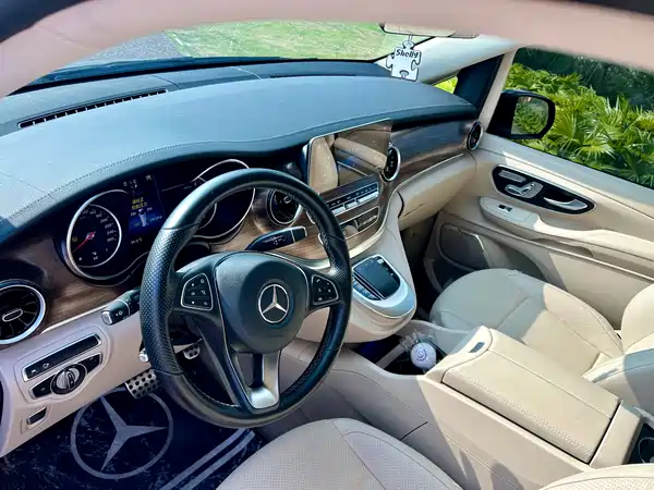 Mercedes-Benz V-Class 2022, фото 5
