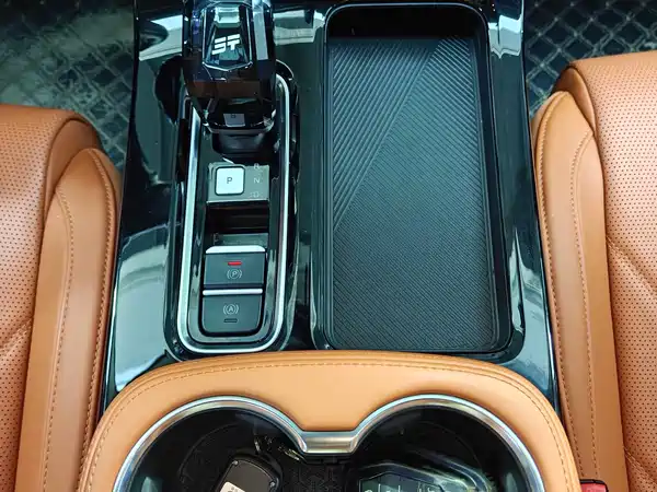 Jetour X70 PLUS 2025, фото 16