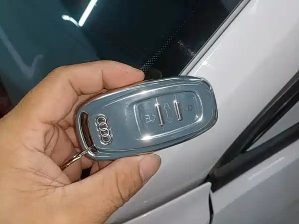 Audi Q2L 2022, фото 8