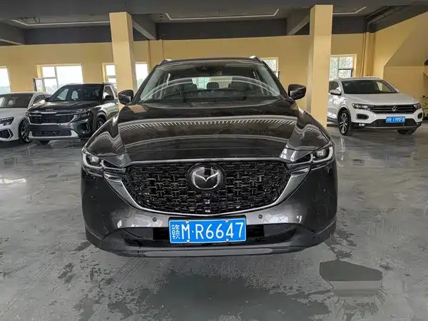 Mazda CX-5 2025, фото 3