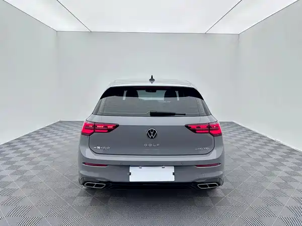 Volkswagen Golf 2023, фото 5