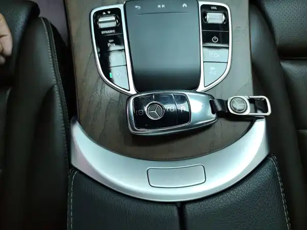 Mercedes-Benz GLC 2022, фото 8