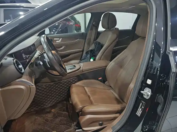 Mercedes-Benz E-Class PHEV 2022, фото 15