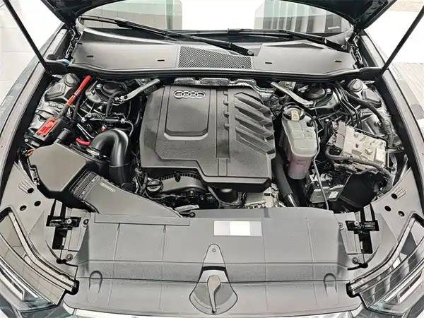 Audi A6L 2023, фото 8