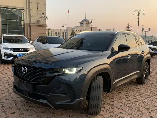 Mazda CX-50 2023, фото 2