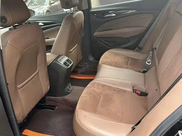 Buick Regal 2023, фото 5