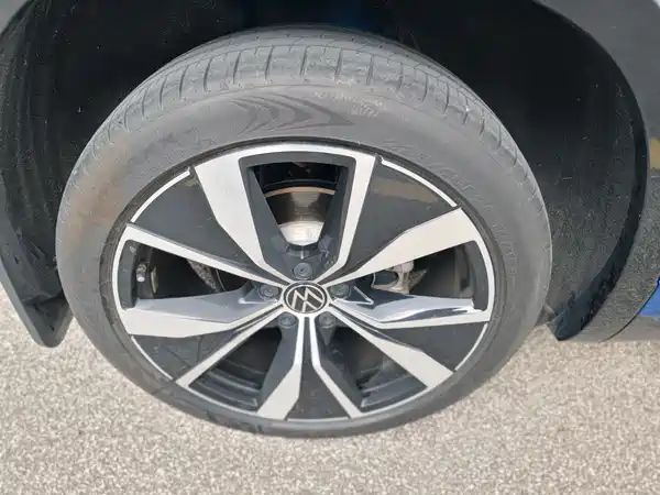 Volkswagen Tayron X 2023, фото 25