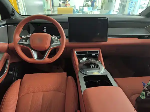 BYD Tang L 2025, фото 10