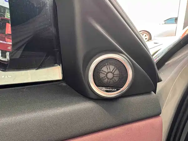 Land Rover Range Rover Evoque 2021, фото 23