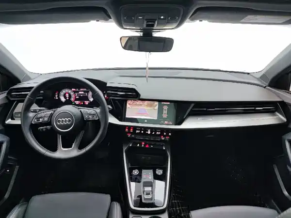 Audi A3 2023, фото 9