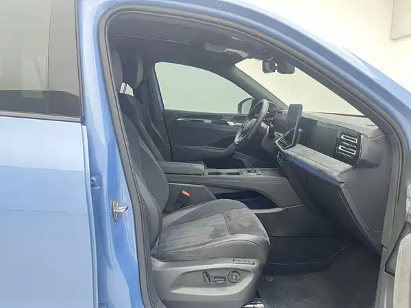Volkswagen Tiguan L 2024, фото 9