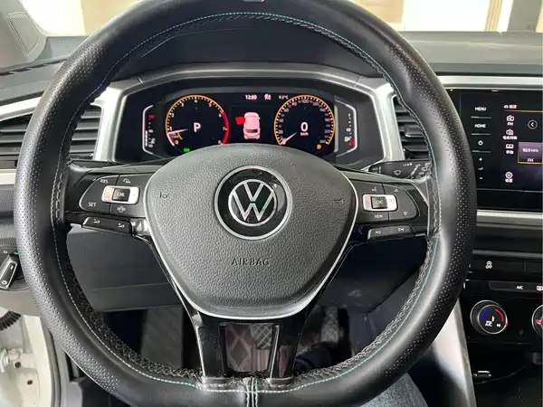 Volkswagen T-ROC 2022, фото 9