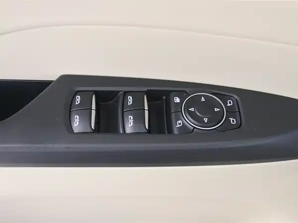 Buick GL8 2022, фото 12