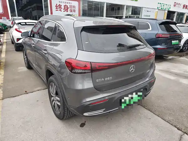 Mercedes-Benz EQA 2023, фото 3