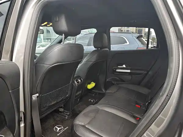 Mercedes-Benz EQA 2023, фото 8