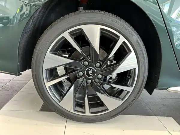 Audi A3 2023, фото 11