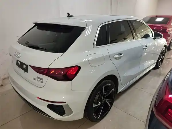 Audi A3 2022, фото 6