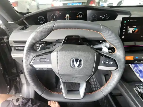 Changan UNI-V 2022, фото 11