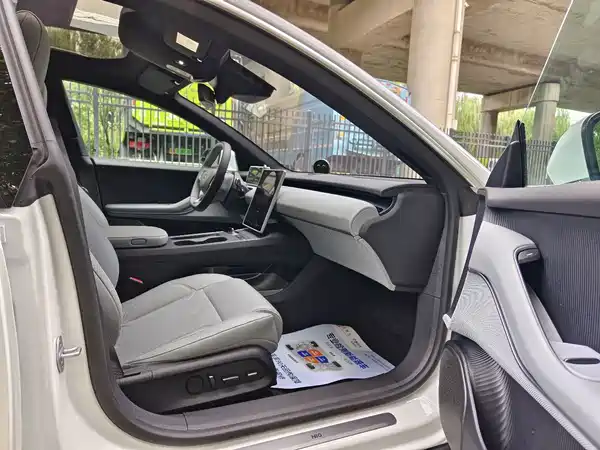 NIO ET5T 2024, фото 18
