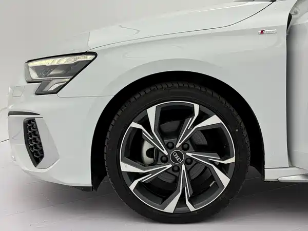 Audi A3 2022, фото 23