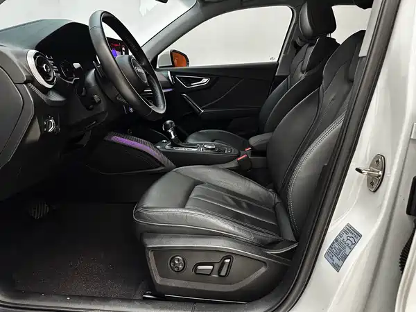 Audi Q2L 2022, фото 19